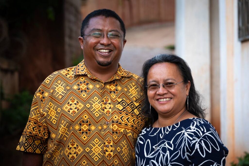 Serve and Olivia Razafinjatoniary