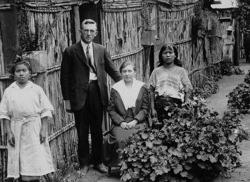 A Man With a Vision: Cameron Townsend and the Global Mission of Bible Translation