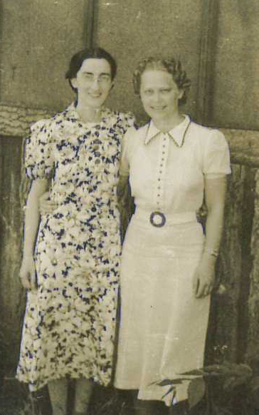 Eunice Pike and Florrie Hansen