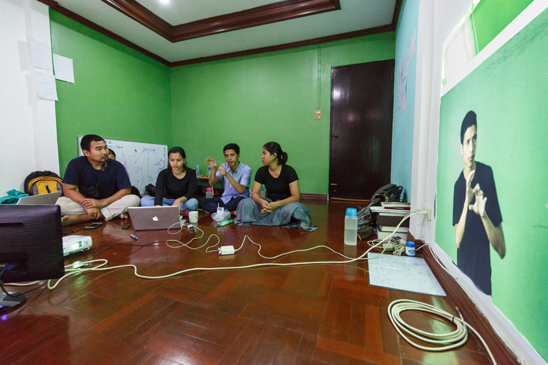 translating the Bible for the Deaf