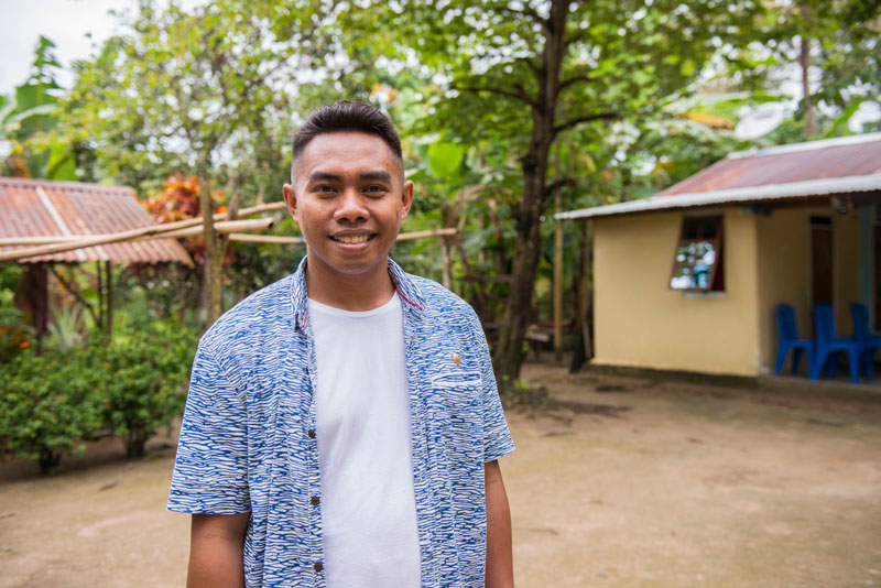 Ampi Huwae, translator of the Ambonese Malay team.