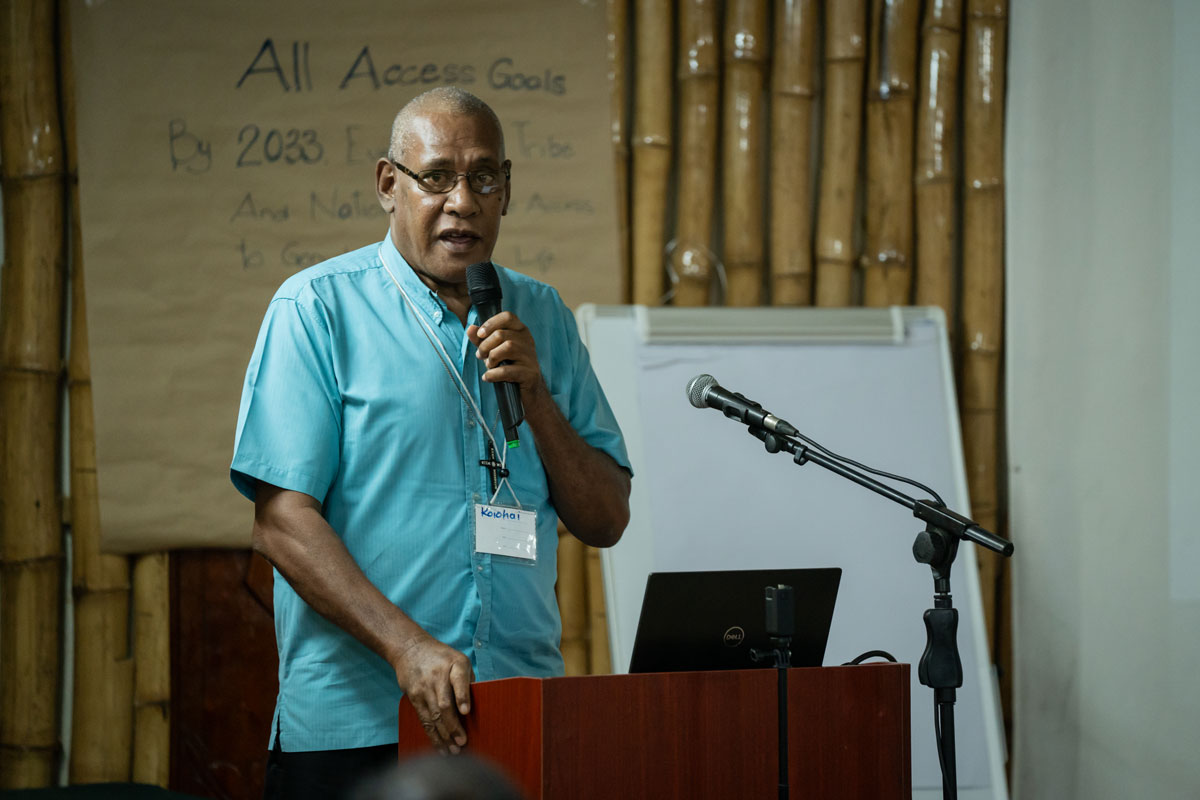 Rev. Dr. Edward Kolohai speaking at the CCBT workshop in Honiara, Solomon Islands.